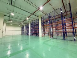 Exel Supply Chain Hub (D17), Warehouse #578701851